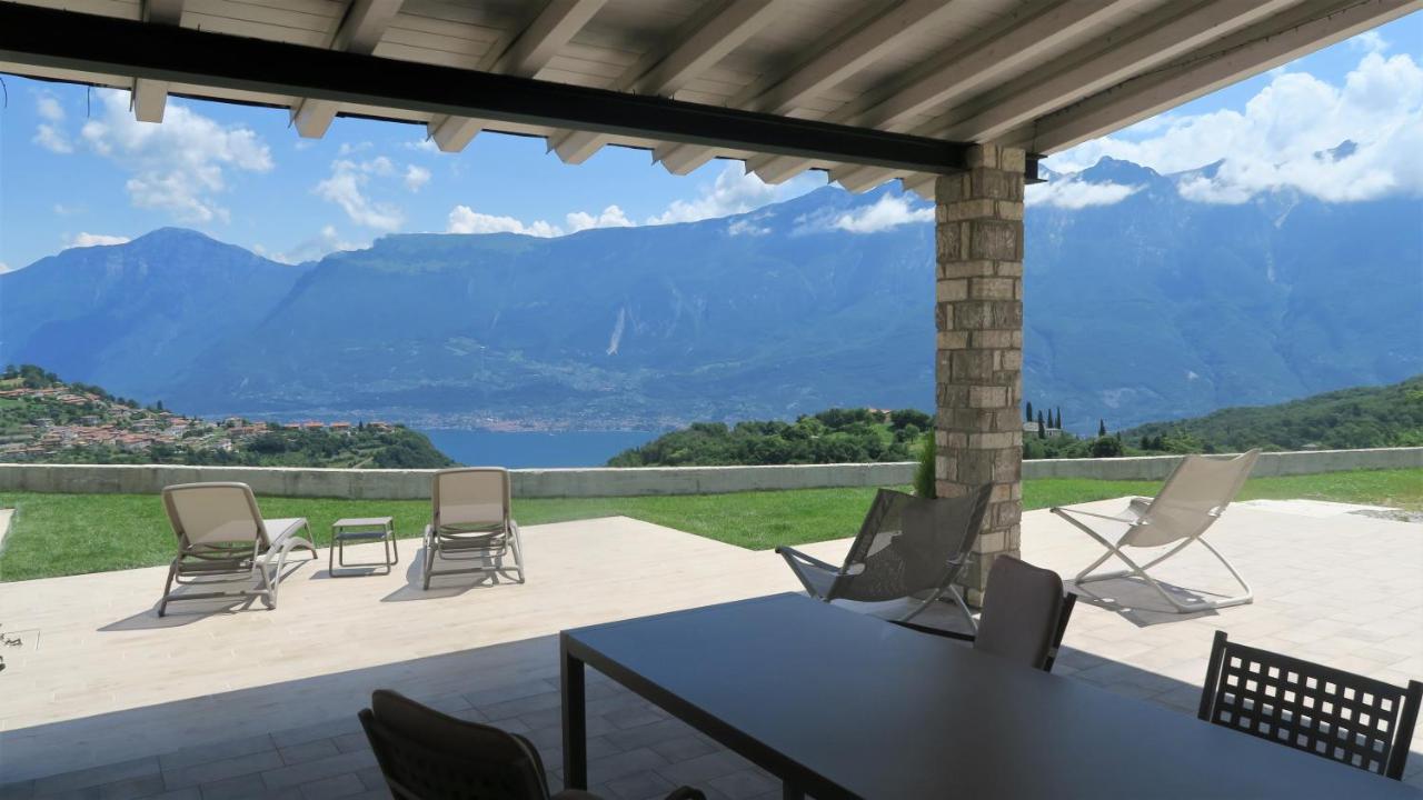 Oasi Da Vinci Aparthotel Tignale Bagian luar foto